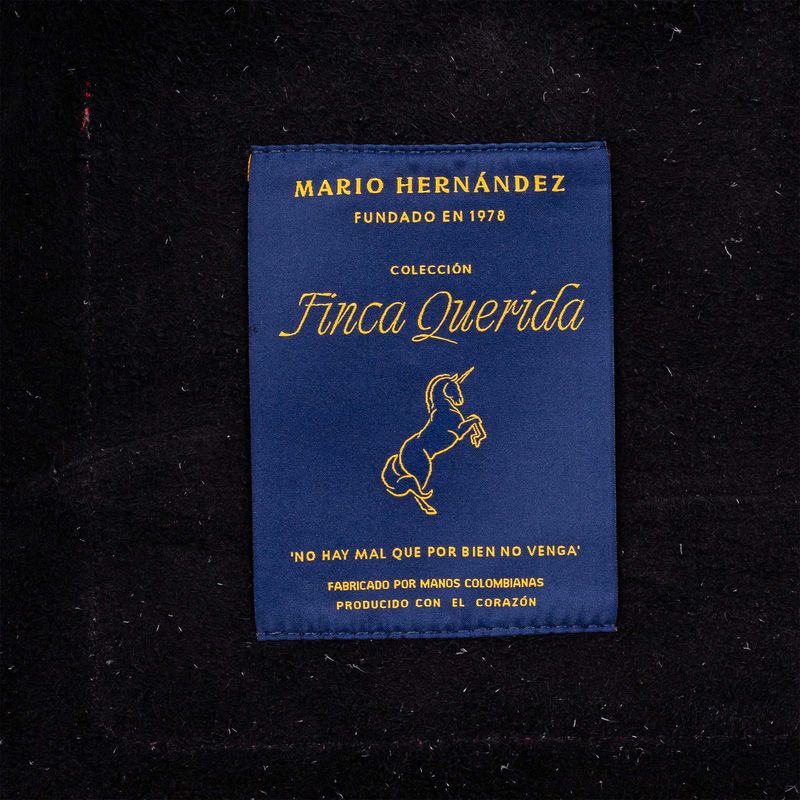 delantal-mario-cruzado-negro-solon-hernandez_3--2-
