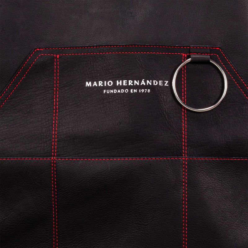 delantal-mario-cruzado-negro-solon-hernandez_5--2-
